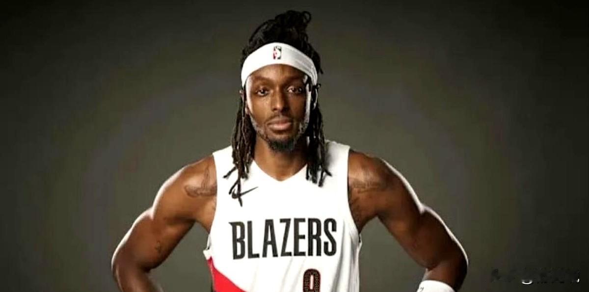 马刺为了留住一个场均不到13分的球员，拒绝了全明星级前锋，还搭上两个首轮签。
你