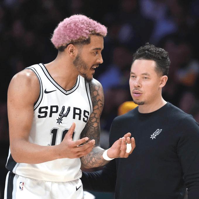 加盟尼克斯没几天的索汉就公开指责前东家马刺，认为球队没有给他更多的机会。

一直