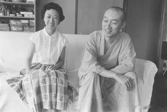 大军阀段祺瑞和一个11岁小孩下棋，结果被杀了个片甲不留，这让他既羞又怒，鼻子都快