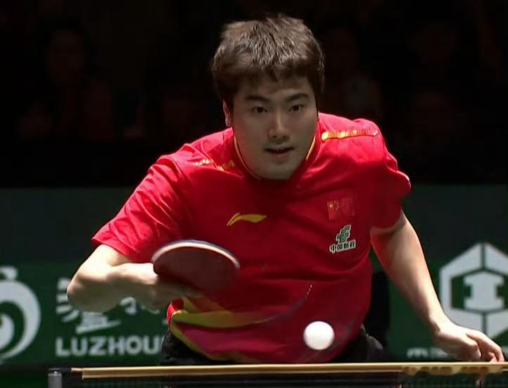 国乒8比2法国优势还是非常明显的，只是大胖后两盘心态出了问题，跟了勒布伦的节奏…