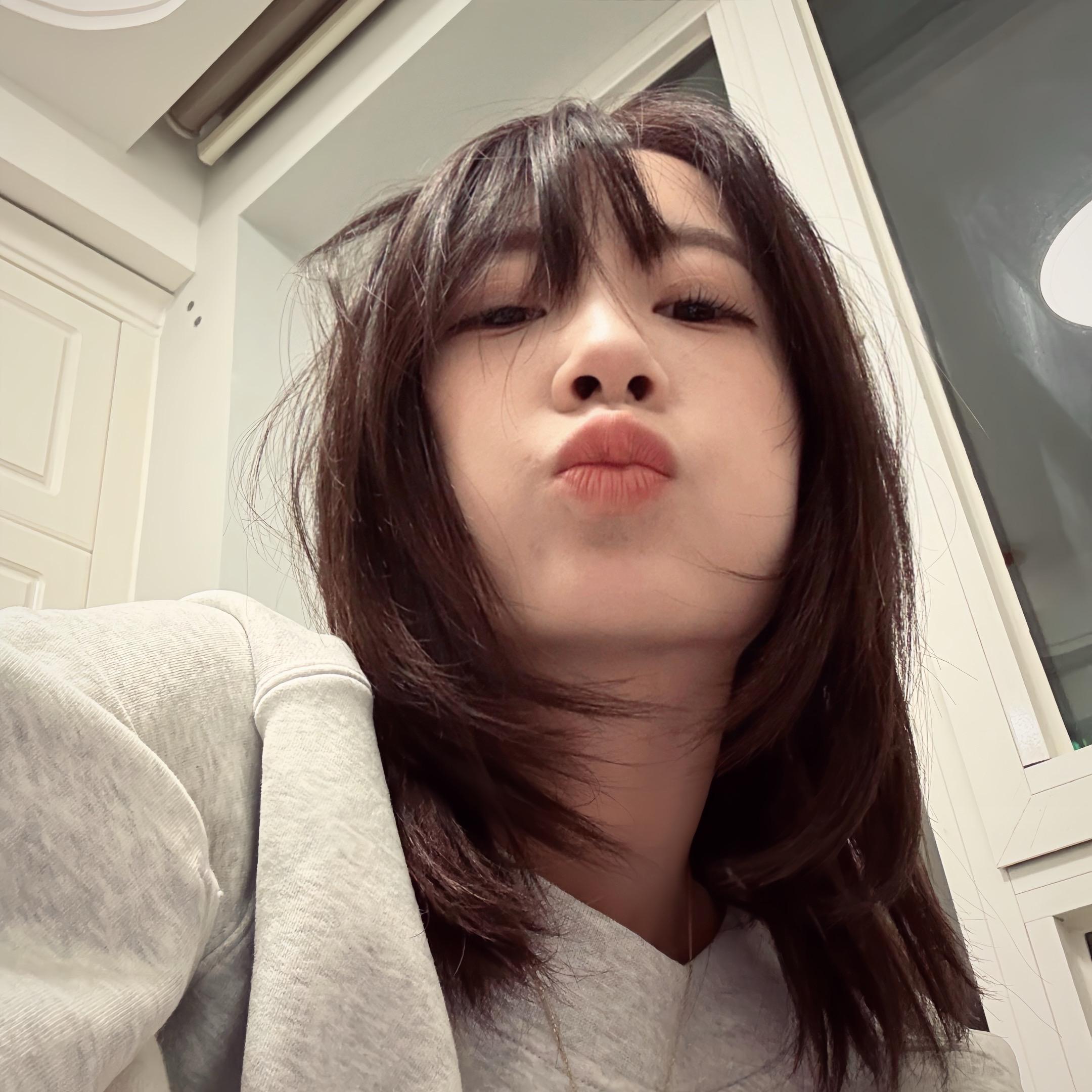 幸福的秘诀是睁一只眼闭一只眼 不再探究爱的浓度