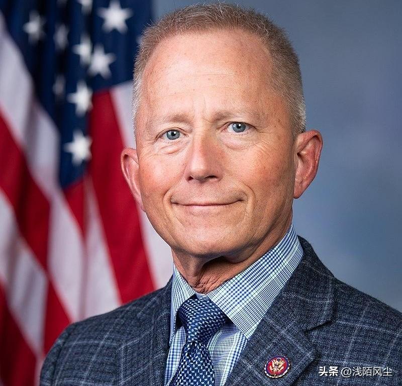 共和党众议员杰夫·范德鲁:“面对日益增长的物价，要列举的东西太多了，在新泽西州，