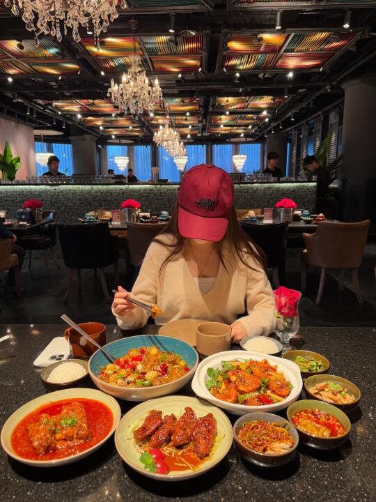 不愧是在郑州开了41年的老牌川菜馆！！