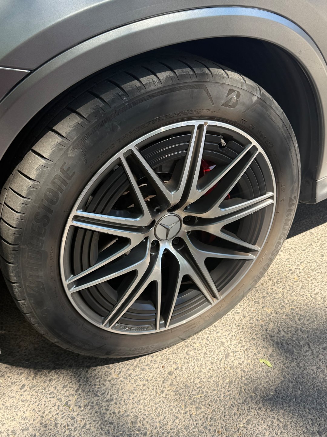 全国找车[超话]24年一手原漆GLC43，黑色贴磨砂膜，2.9万公里，个人车源，