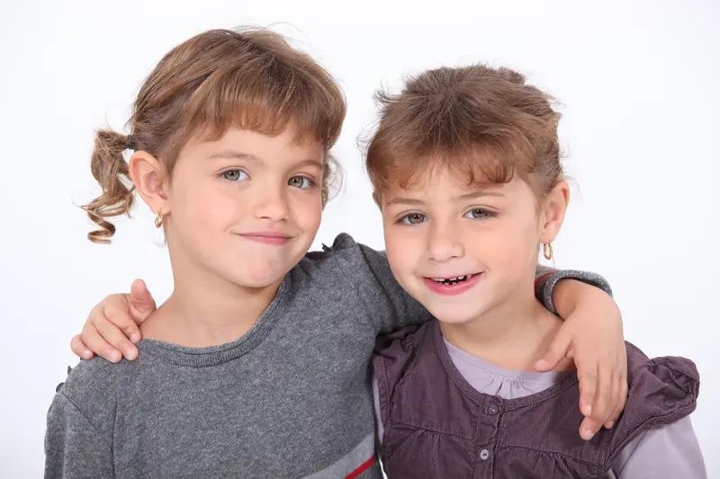 和人交往，我最看重人品。金钱或许能带来一时的便利，但人品才是决定一段关系能否长久