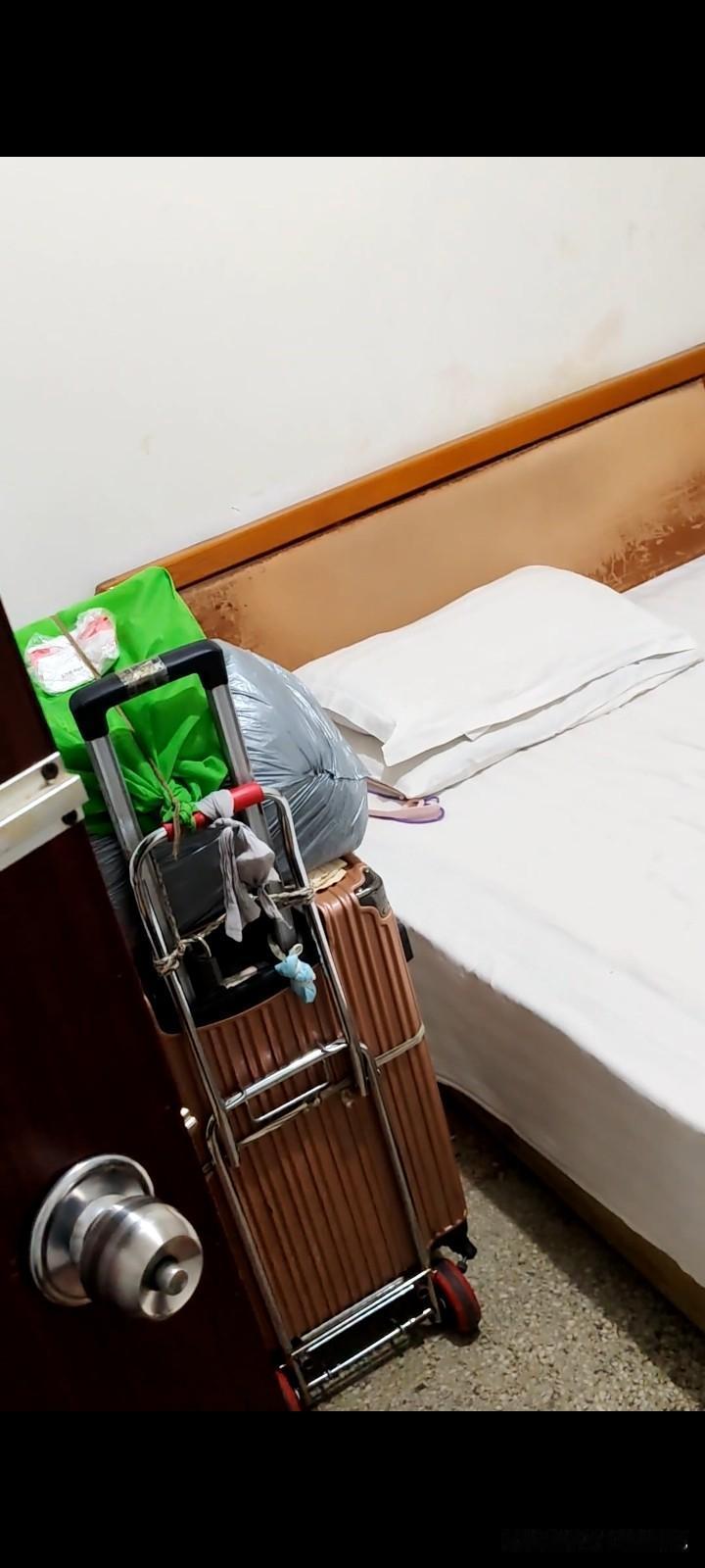 家人们，避雷淄博张店金晶大道，张店区人民医院康复第二医院北边的高升旅馆！我去住了