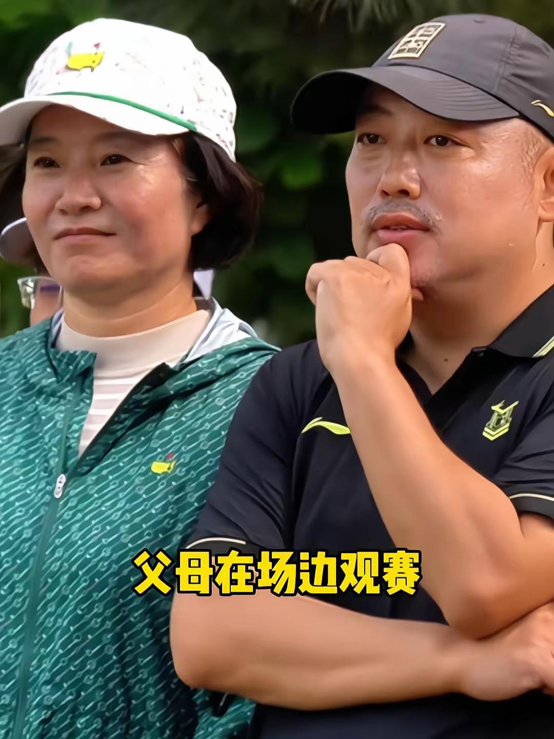 刘国梁女儿刘宇捷太牛啦！又在高尔夫北京女子公开赛中夺冠。这小姑娘在高尔夫领域简直