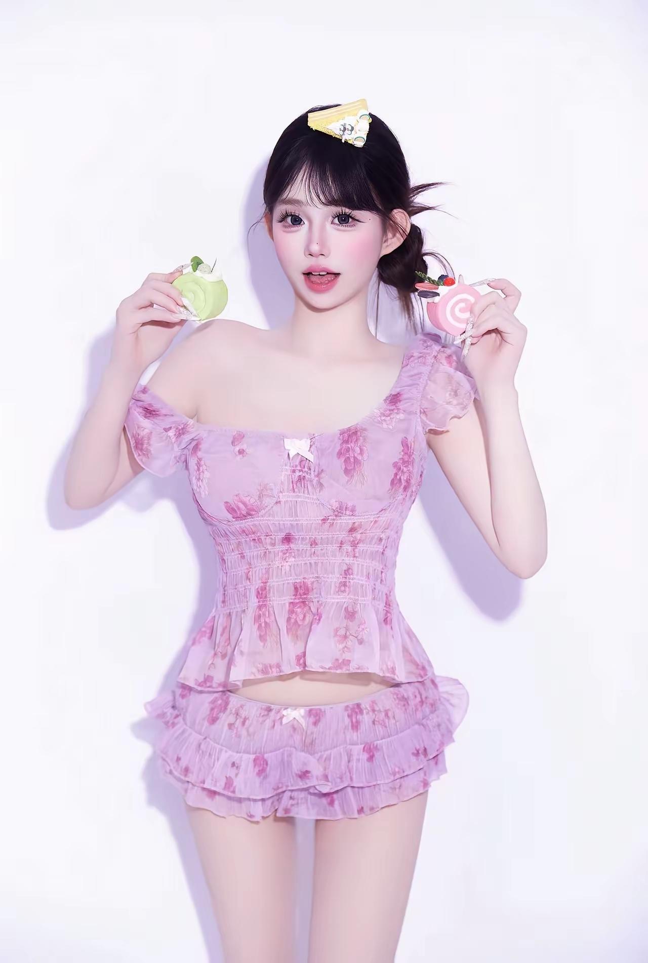 甜美萝莉，性感可爱。白丝[话题] 白丝[话题]