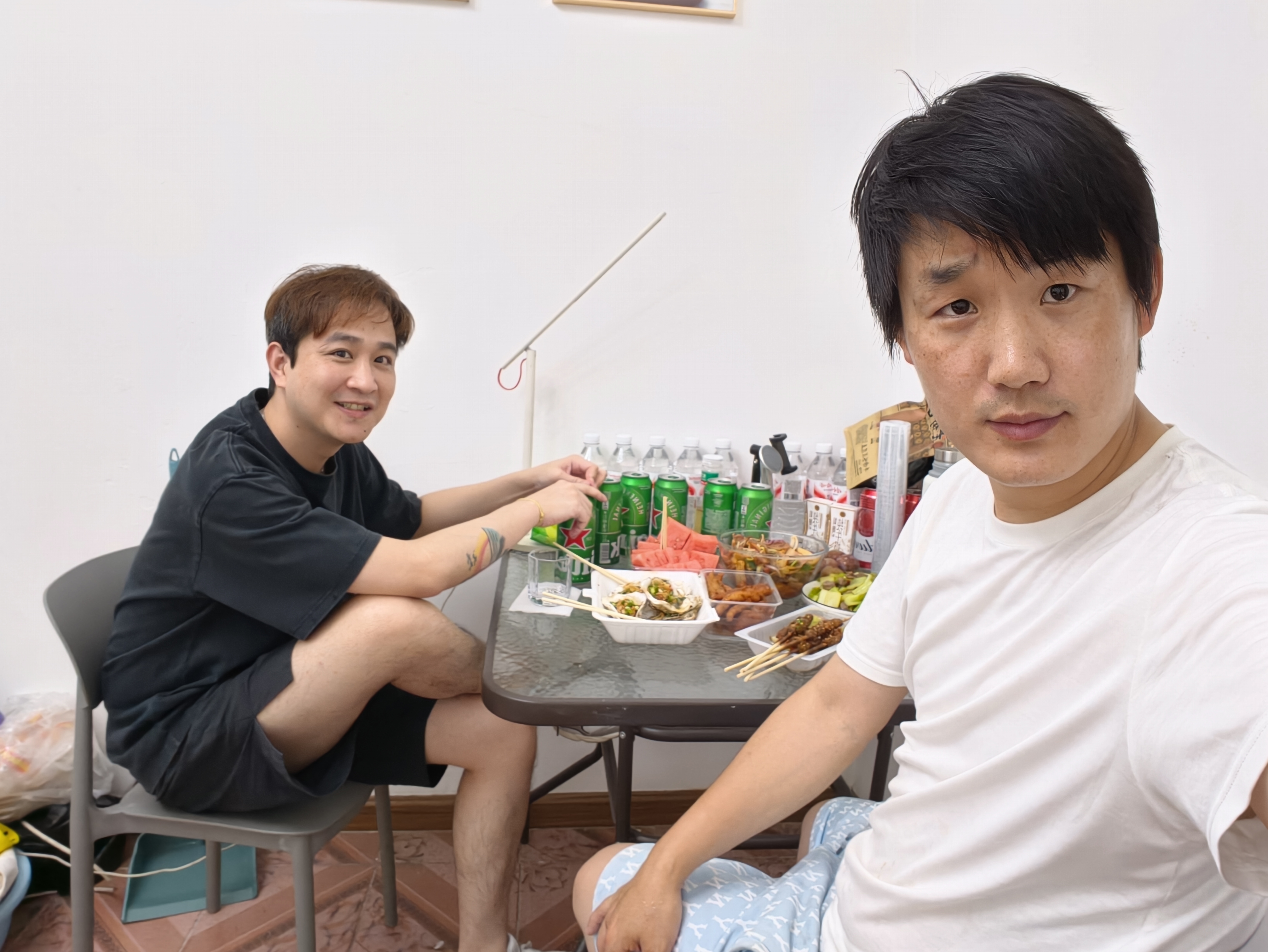 同事阿牛哥，第一次到我家来，安排猪头肉简单整两杯 深圳·前进村市场