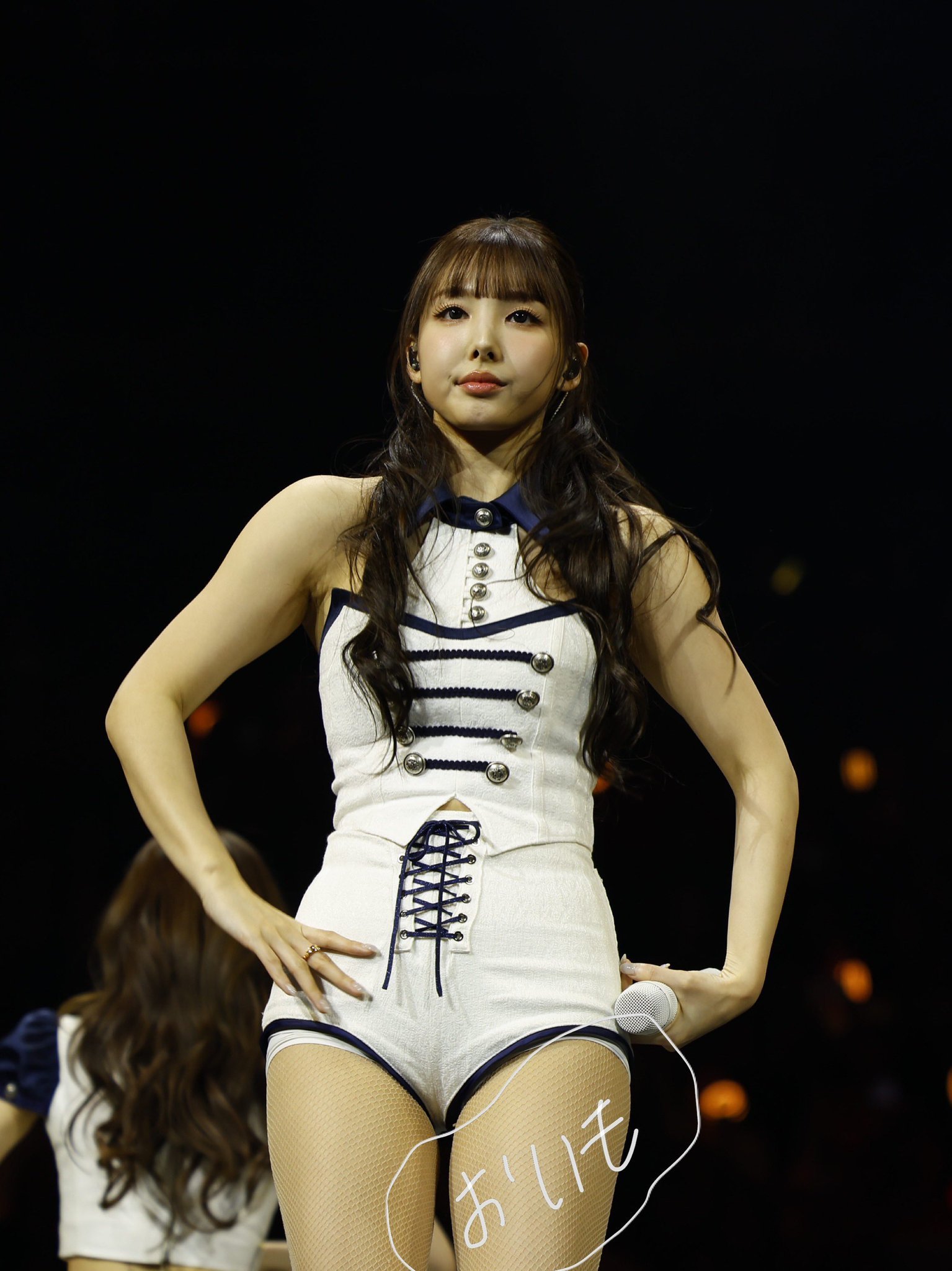 林娜琏林娜琏 小脸萌萌的肌肉大大的 