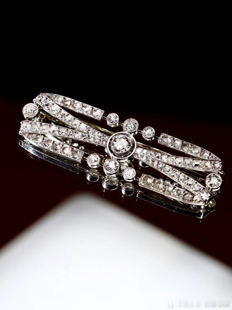 珠宝古董珠宝珠宝首饰潮玩 gh_66c53d495417 正在直播：店主回国超多