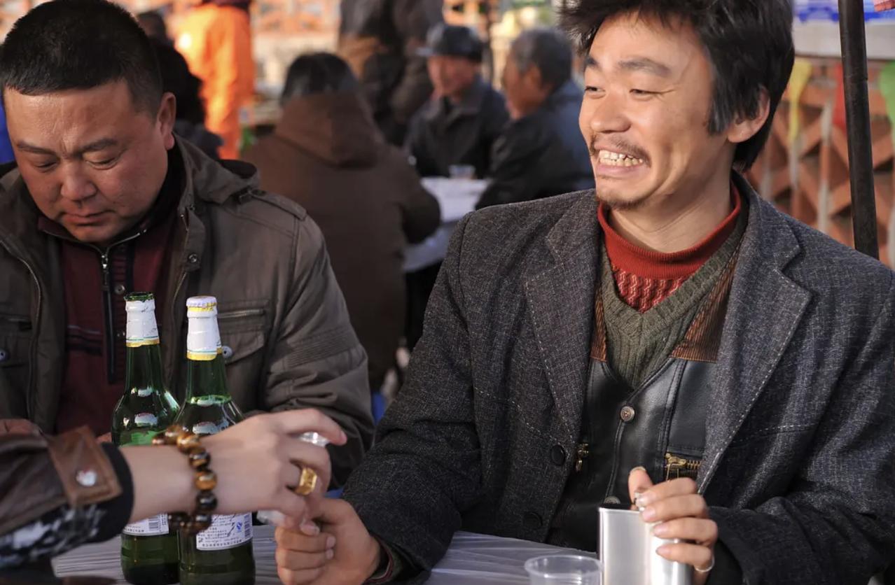 王宝强，国际影帝，国内却没有拿大奖。

这确实让人有点接受不了啊！

毕竟王宝强