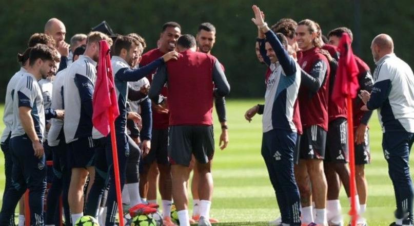 萨利巴已恢复全面训练，并将随队前往比利时明天可能出战对阵布鲁日的欧冠关键战。