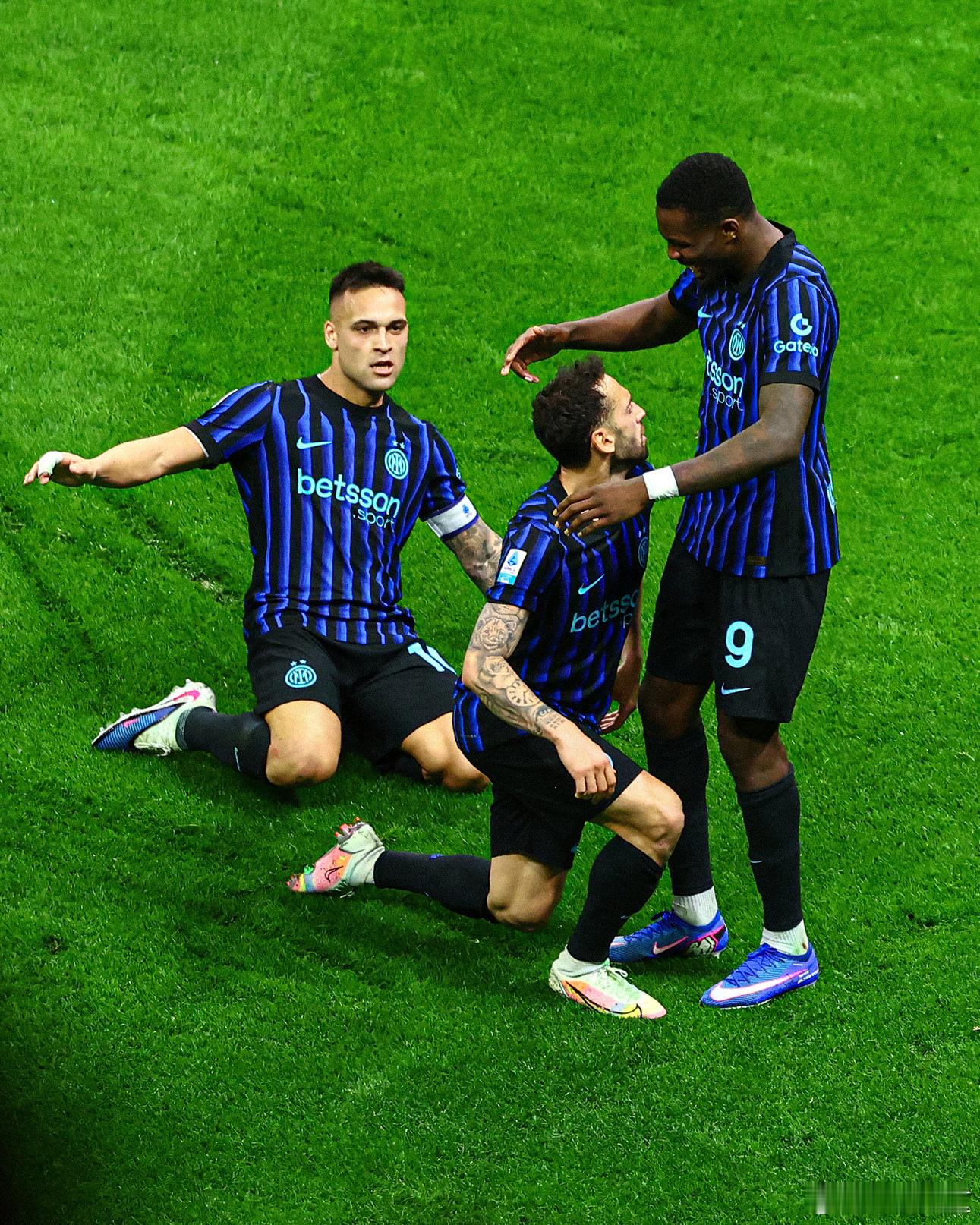 周末在咪咕解说：皇家马德里vs吉罗纳利物浦vs富勒姆深圳新鹏城vs云南玉昆科莫v