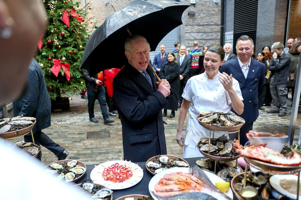 他把情妇的安全放在了自己的妻儿之上，哈里王子当真能够重新获得安保特权吗？参考一下