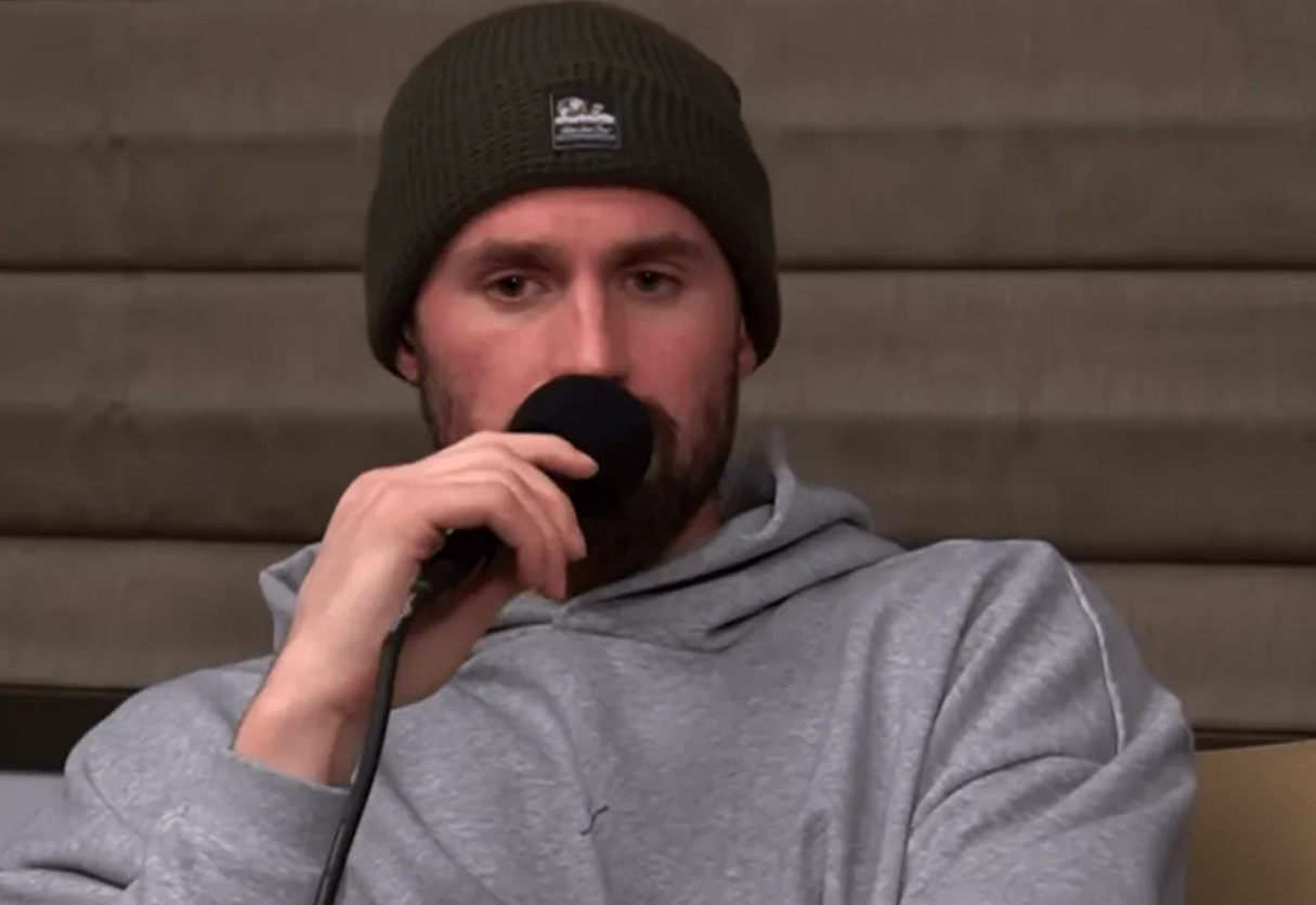 骑士乐福克利夫兰骑士新赛季篮不住 近期，乐福在参加了播客节目时谈及过去几年骑士与