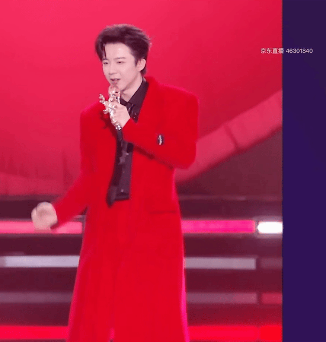 摩登兄弟  身材很曼妙啊刘宇宁上场哇声一片