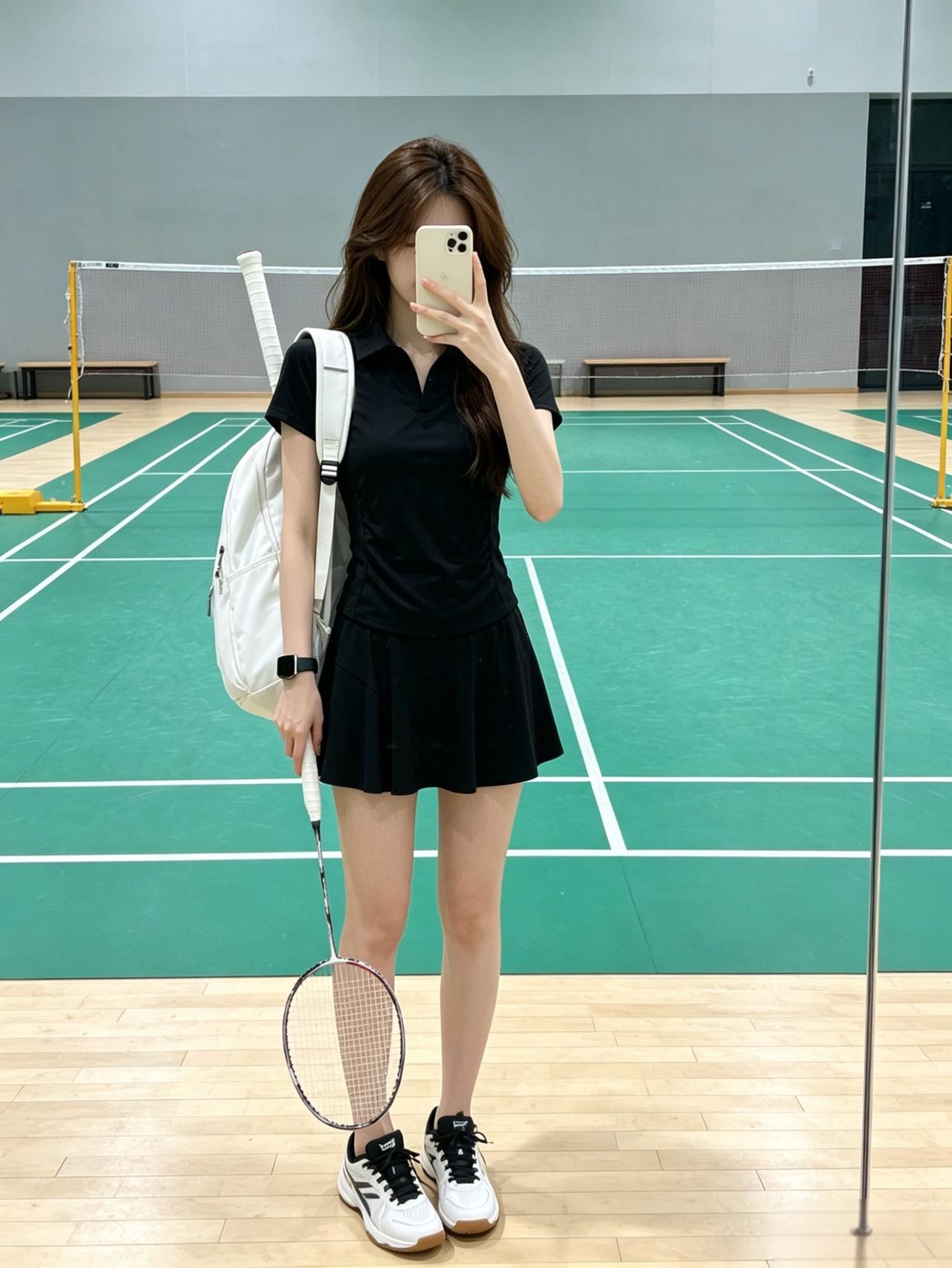 球服要是不帅
那穿去球馆还有什么意思！