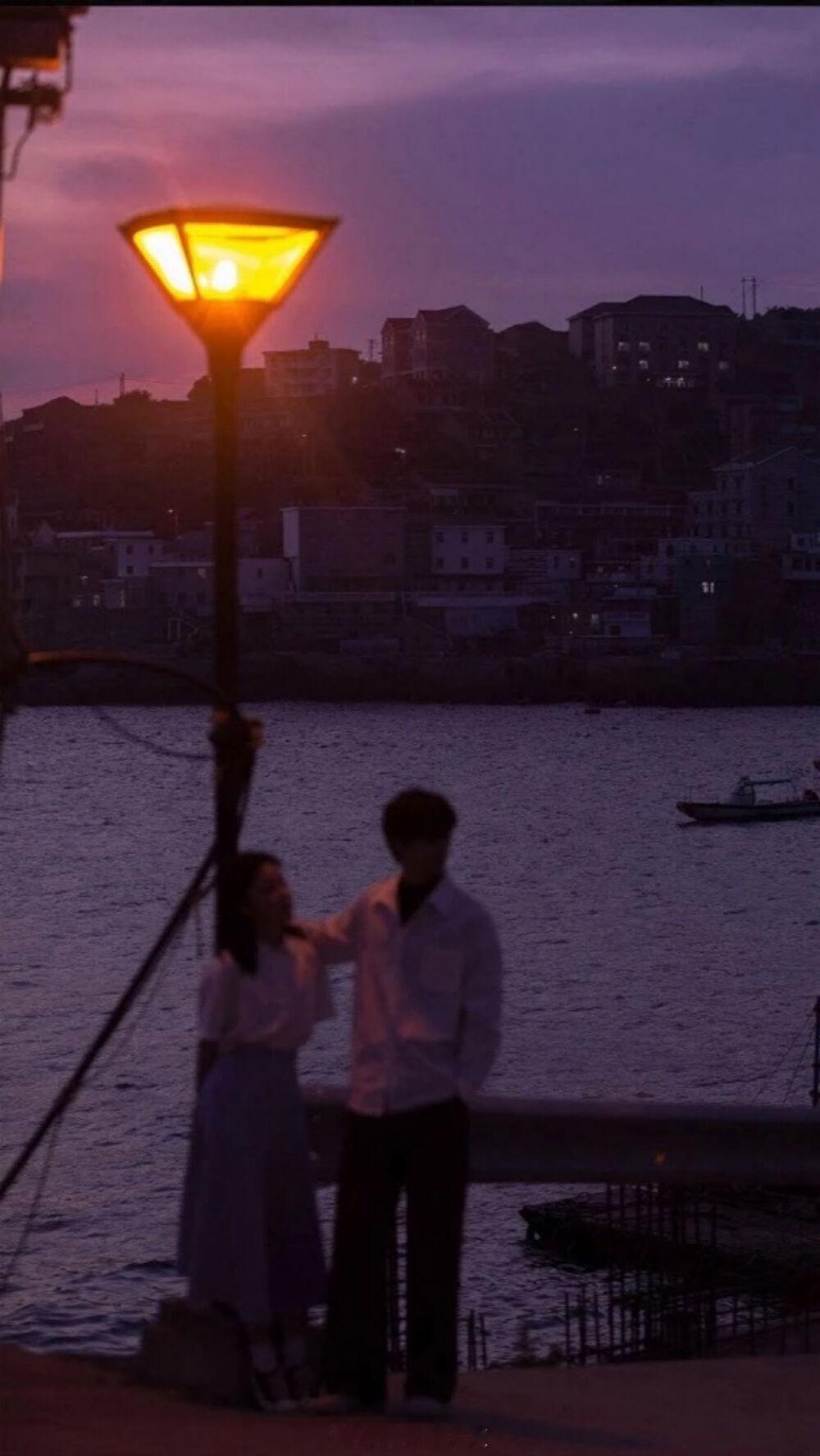 男未婚，女未嫁，你说我有什么企图。—— 一路烦花《夫人你马甲又掉了》#早安# #