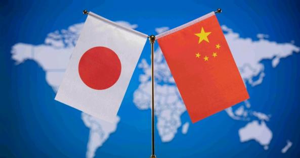 日本意识到事态严重了！

日本媒体这回有点慌了，他们说中国在西太平洋搞演习，就是