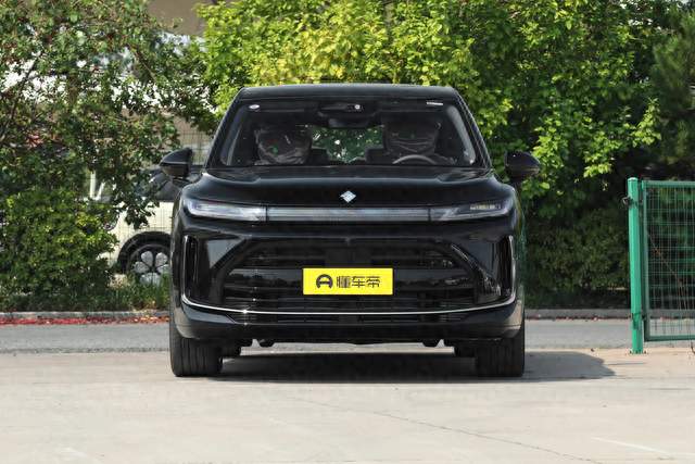 15 万级全尺寸大六座 SUV，华境 S 是个值得考虑的选项