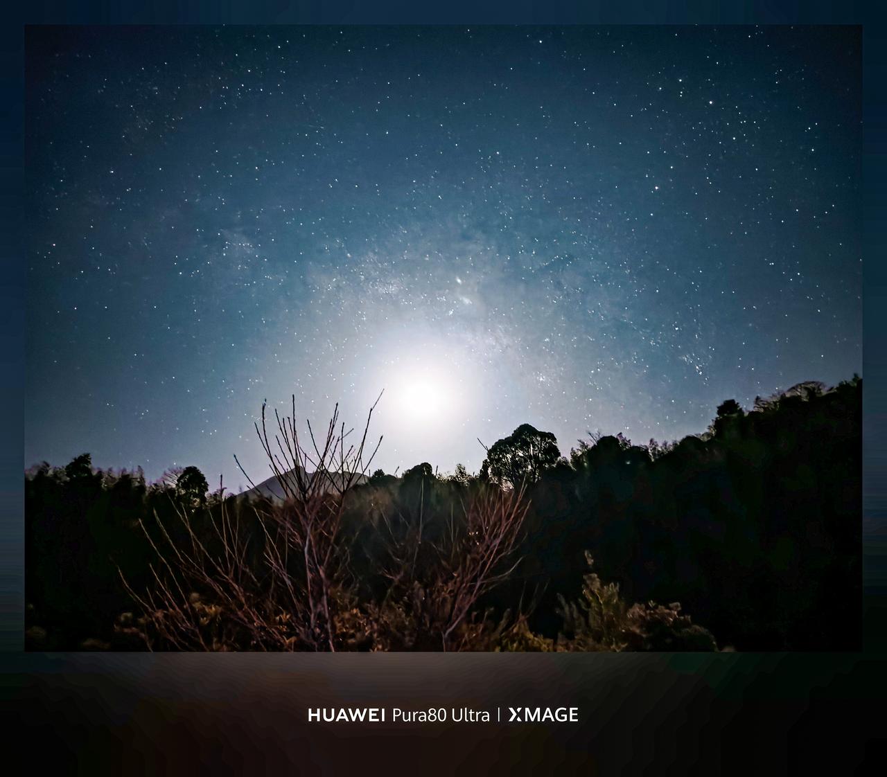 2026年3月13日，天亮前一个多小时，银河悄然升起。
而我，在睡前与睡醒之间，