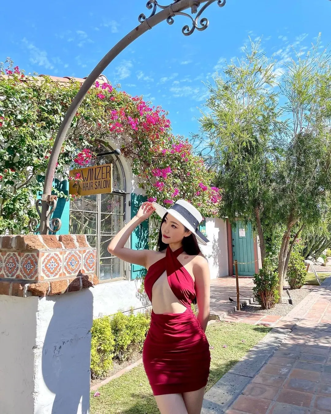 御姐 辣妹 完美身材 清纯甜美 吊带控