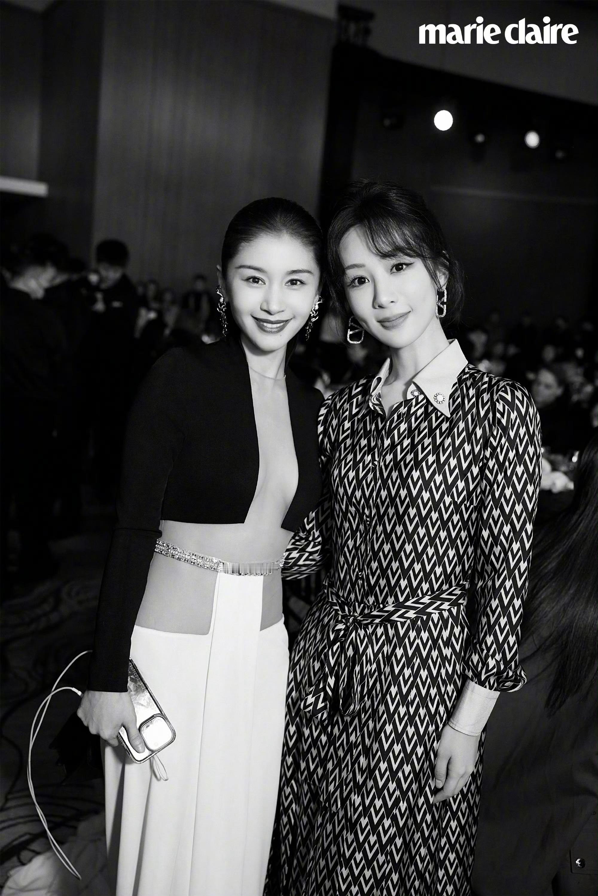 杨紫王子文合照梦回欢乐颂 杨紫王子文合照梦回欢乐颂，谁懂啊，刻在DNA里的邱莹莹