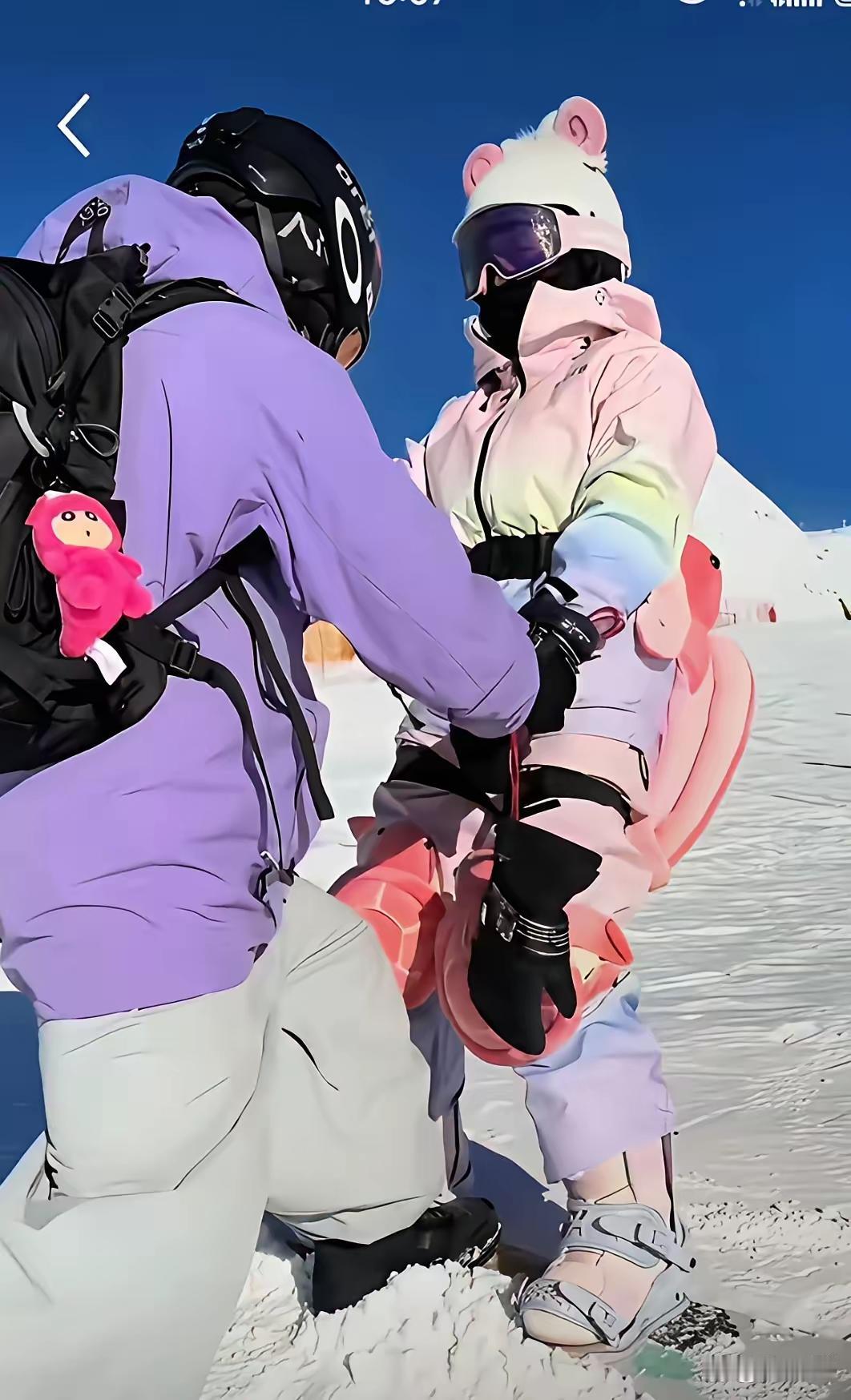 ​没想到全红婵只用了三天时间，不需要教练教，也能划出第​一，该说不说全宝宝不仅在