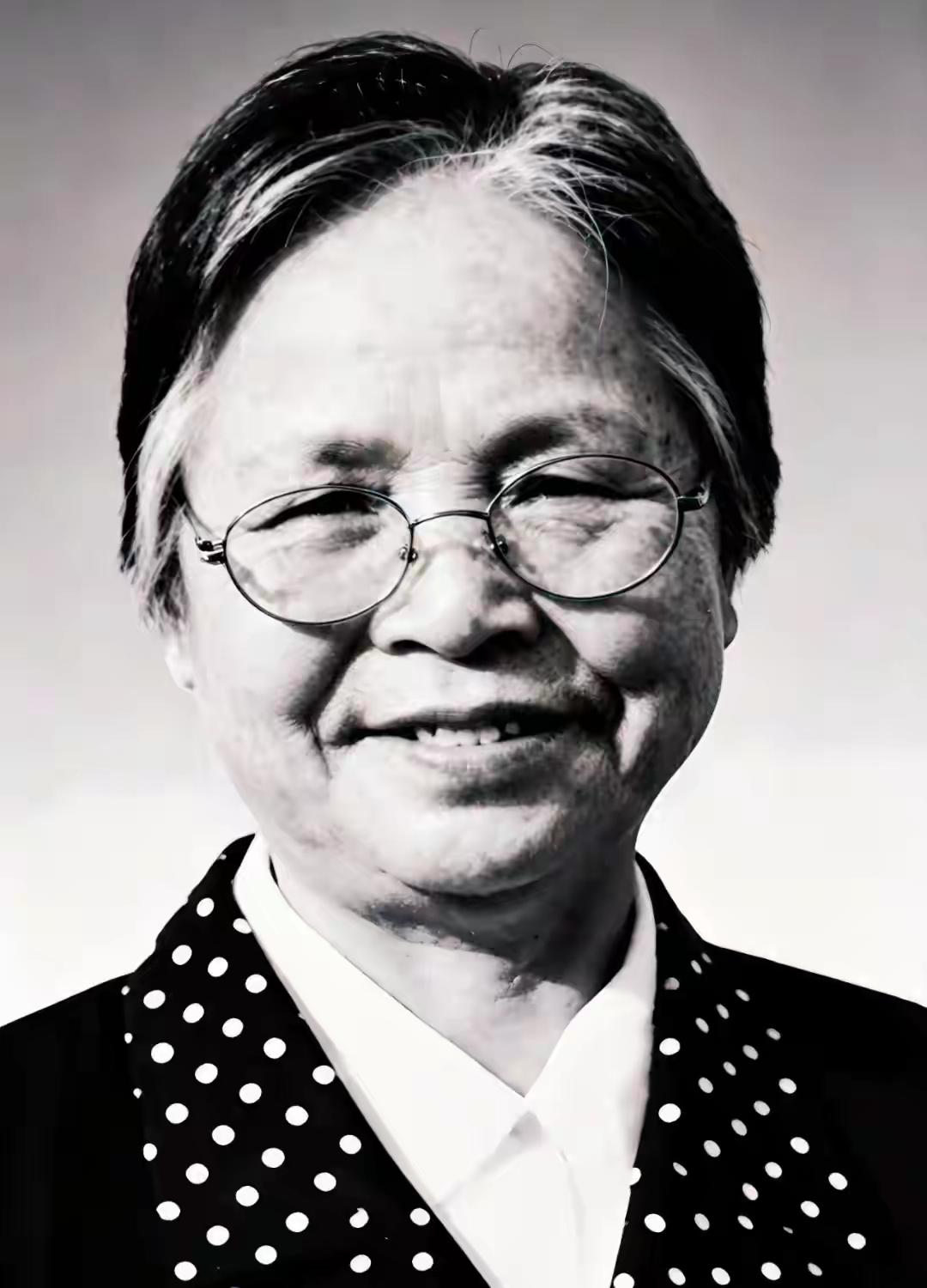 深切缅怀户县农民画家李凤兰
 
2026年5月26日，著名的户县农民画家李凤兰在