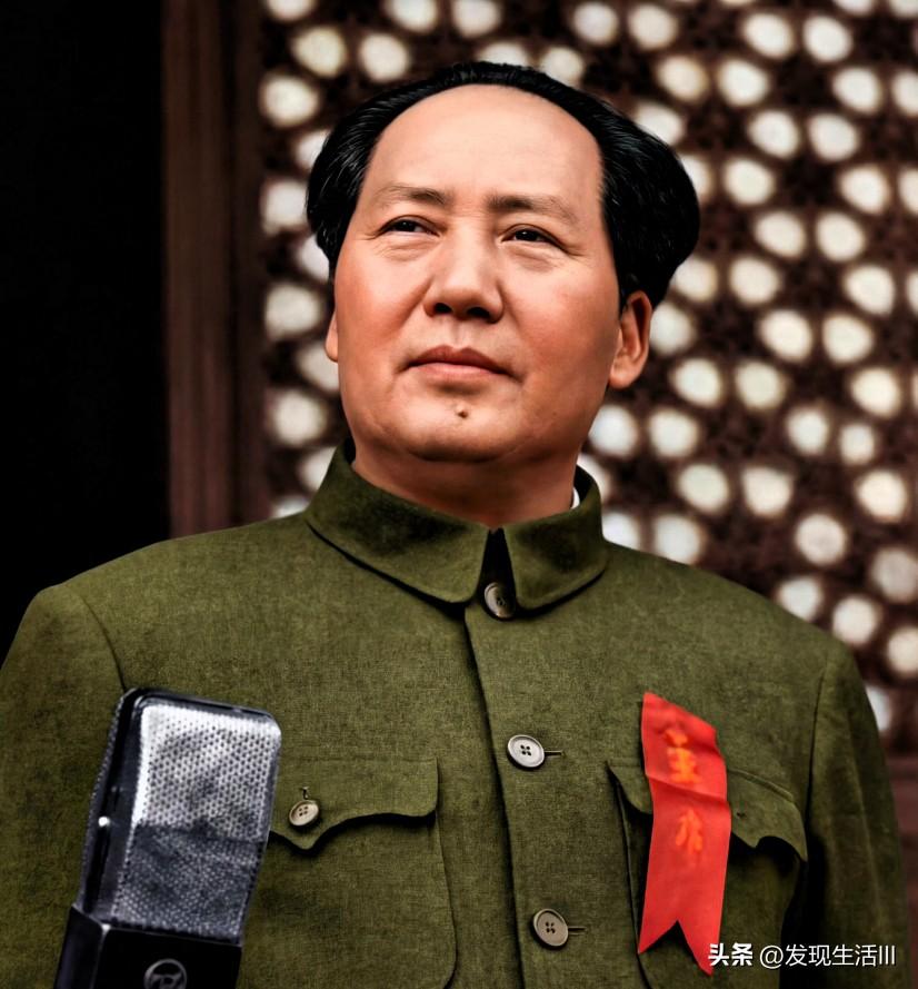 没有毛主席就没有七一；
没有毛主席就没有八一；
没有毛主席就没有十一。
谈到历史