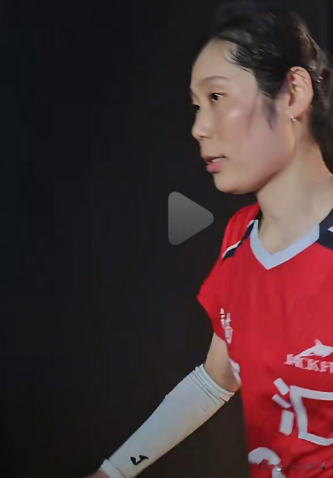 朱婷拒绝采访，干得漂亮[加油][加油]朱婷心里还是比较难受的[流泪][流泪]从意