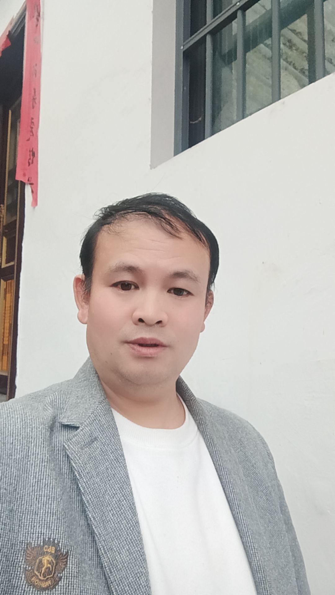 今天初五咯已经是这个日子啦啊！再过一阵子就要离开了呢！三哥咱们这样儿单身汉在外边