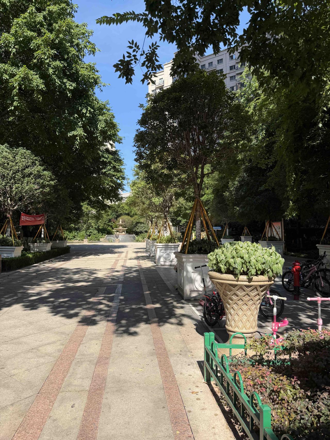 重庆41度也不怎么热呀

今天重庆天气预报报41度，上午下午我都出门转了转，我也
