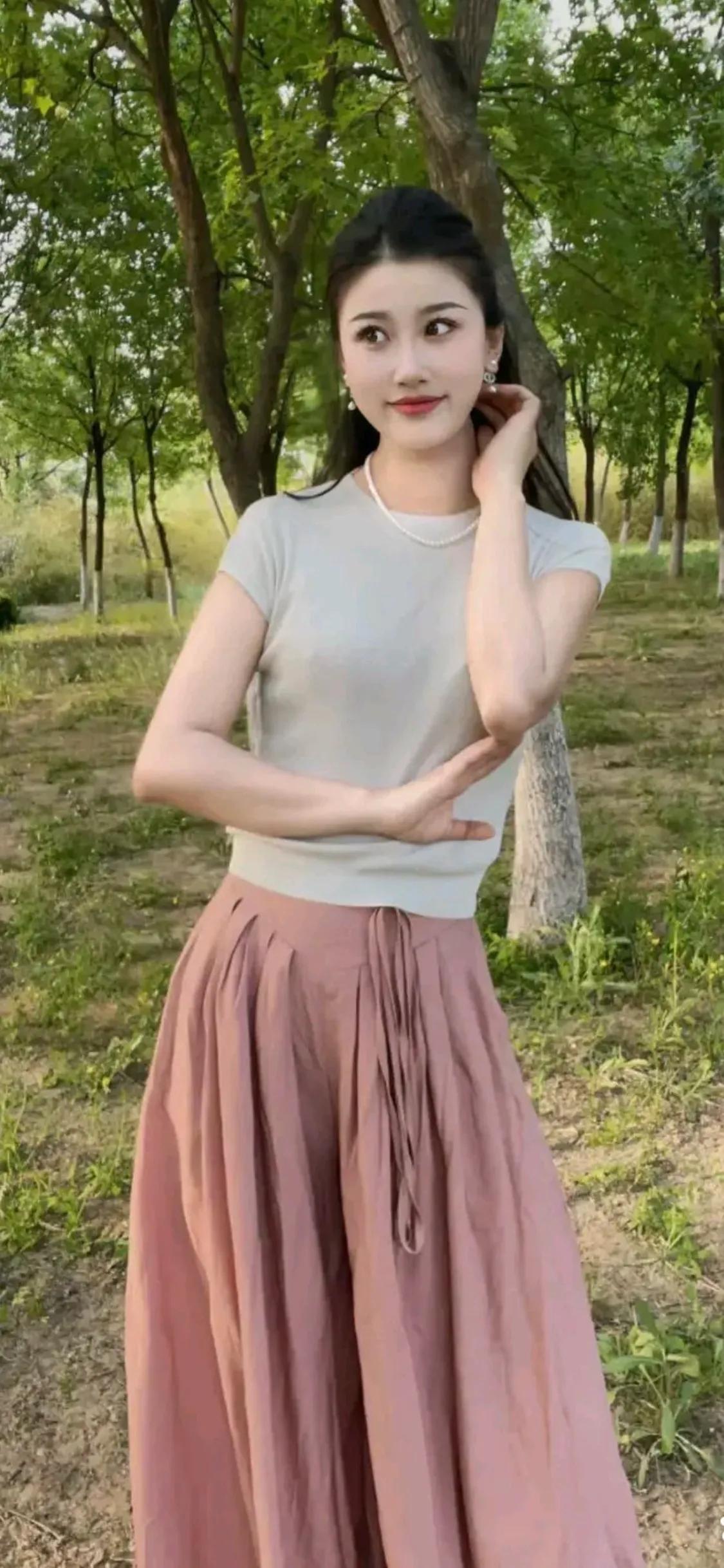 小时候觉得作业是大事，中学的时候觉得考不上高中是大事，高中的时候觉得上不了大学是