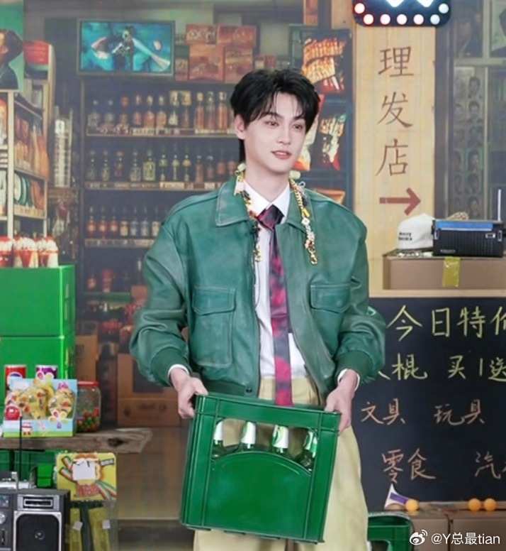 我快笑晕了。。百变老爸 