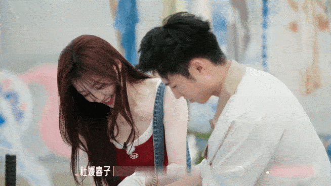恋综男嘉宾约会前还要彩排喜欢你也是我 张馨予说提前彩排很加分，辰亦儒说“想到和想
