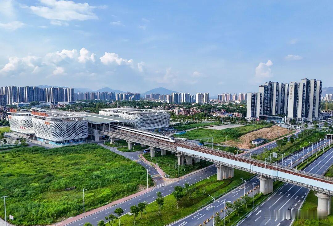 重磅利好！清远要建民用运输机场，城市发展正式起飞！顶层规划落地提速，清远强势布局