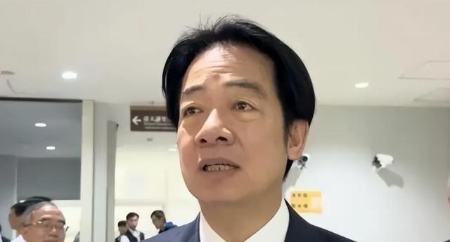 赖清德曾将大陆称作“境外敌对势力”，并宣称大陆把台湾地区视为中国一部分，是对台湾