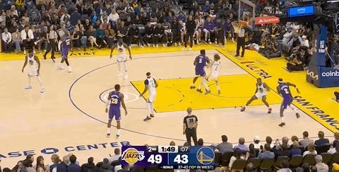 艾顿补扣，发泄一下