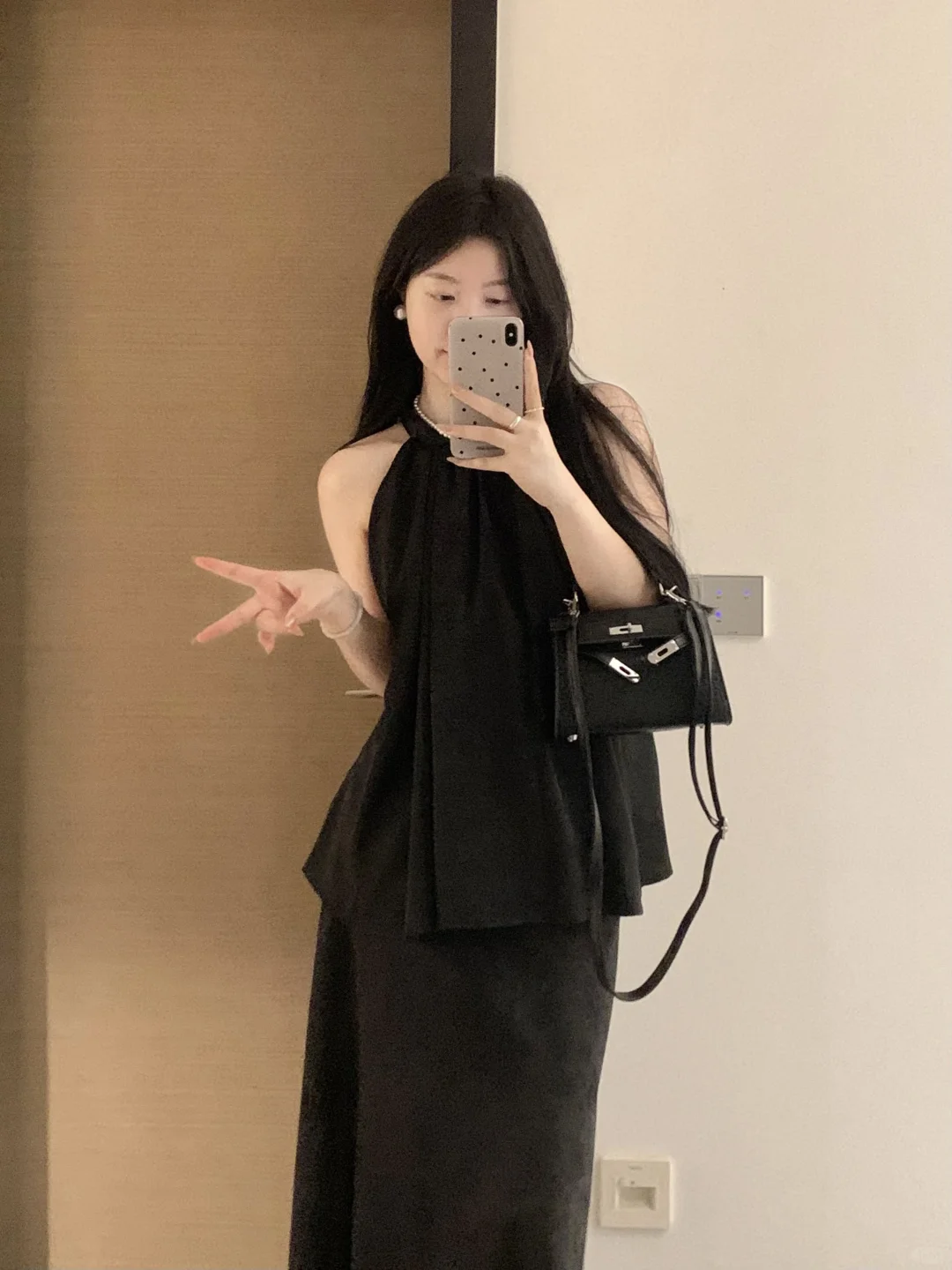 165/120 微胖穿搭 极简小黑裙太太太好看啦