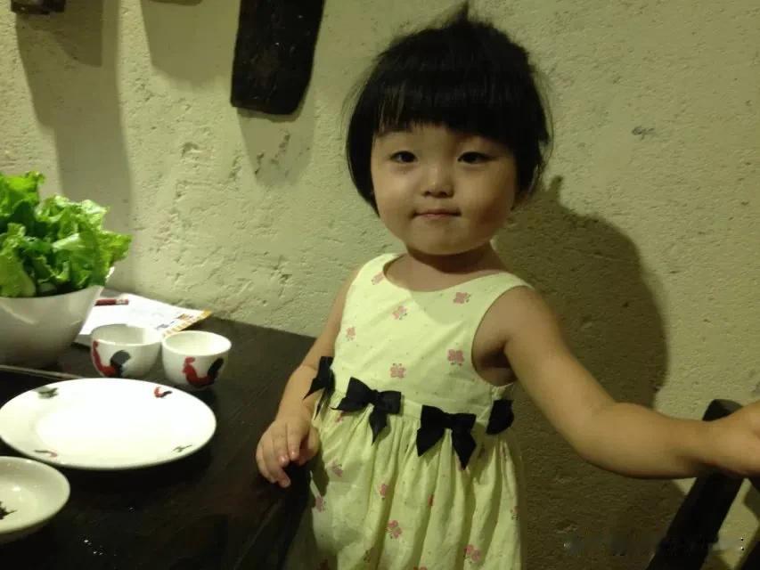 你有没有在哪一个瞬间，特别想家？[捂脸]
 
对于在外打拼的年轻人，想家的感受有