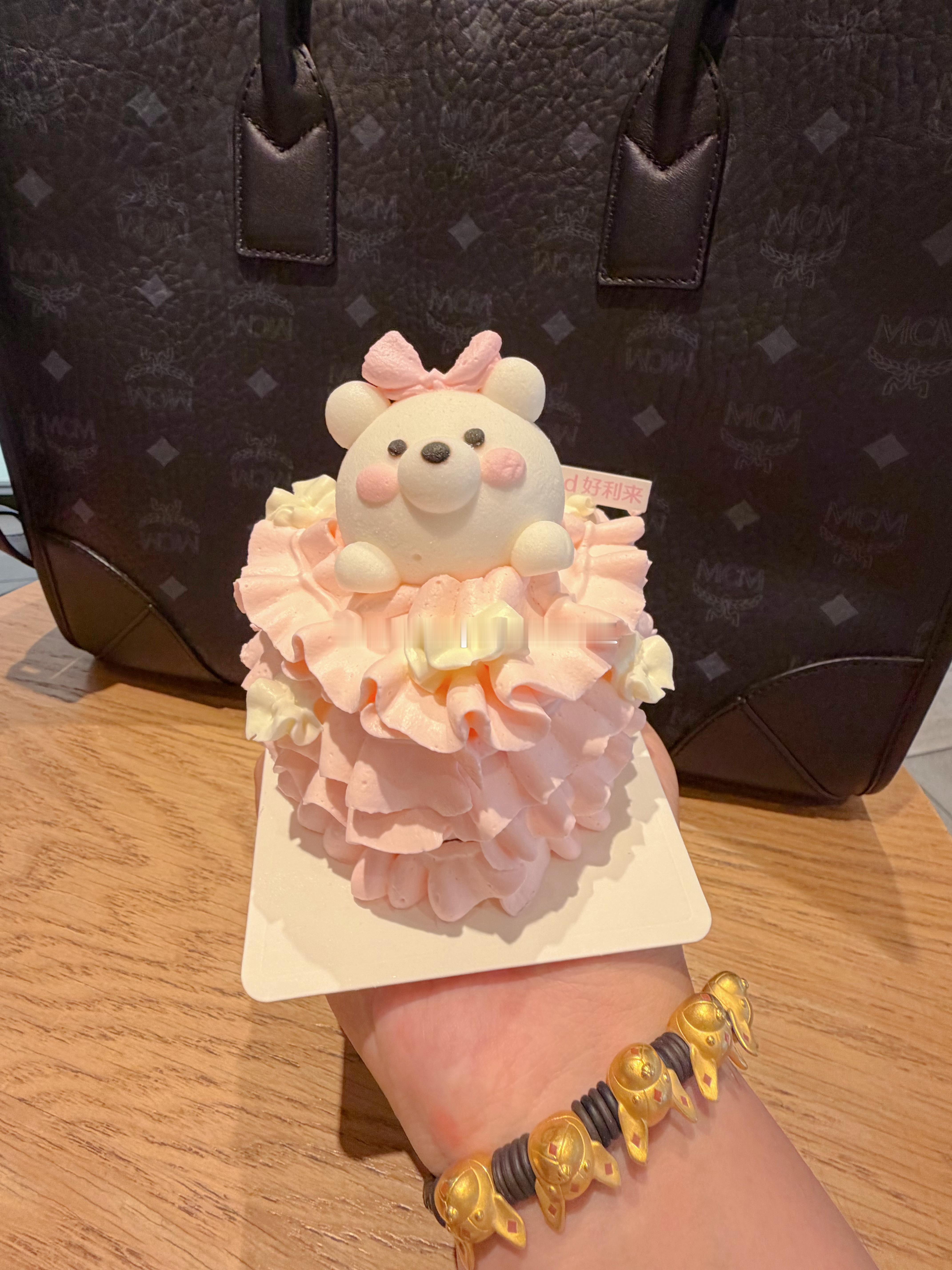 粉萌熊🐻𓊆ྀི❤︎𓊇ྀི 鞍山·好利来(鞍山万象汇店)