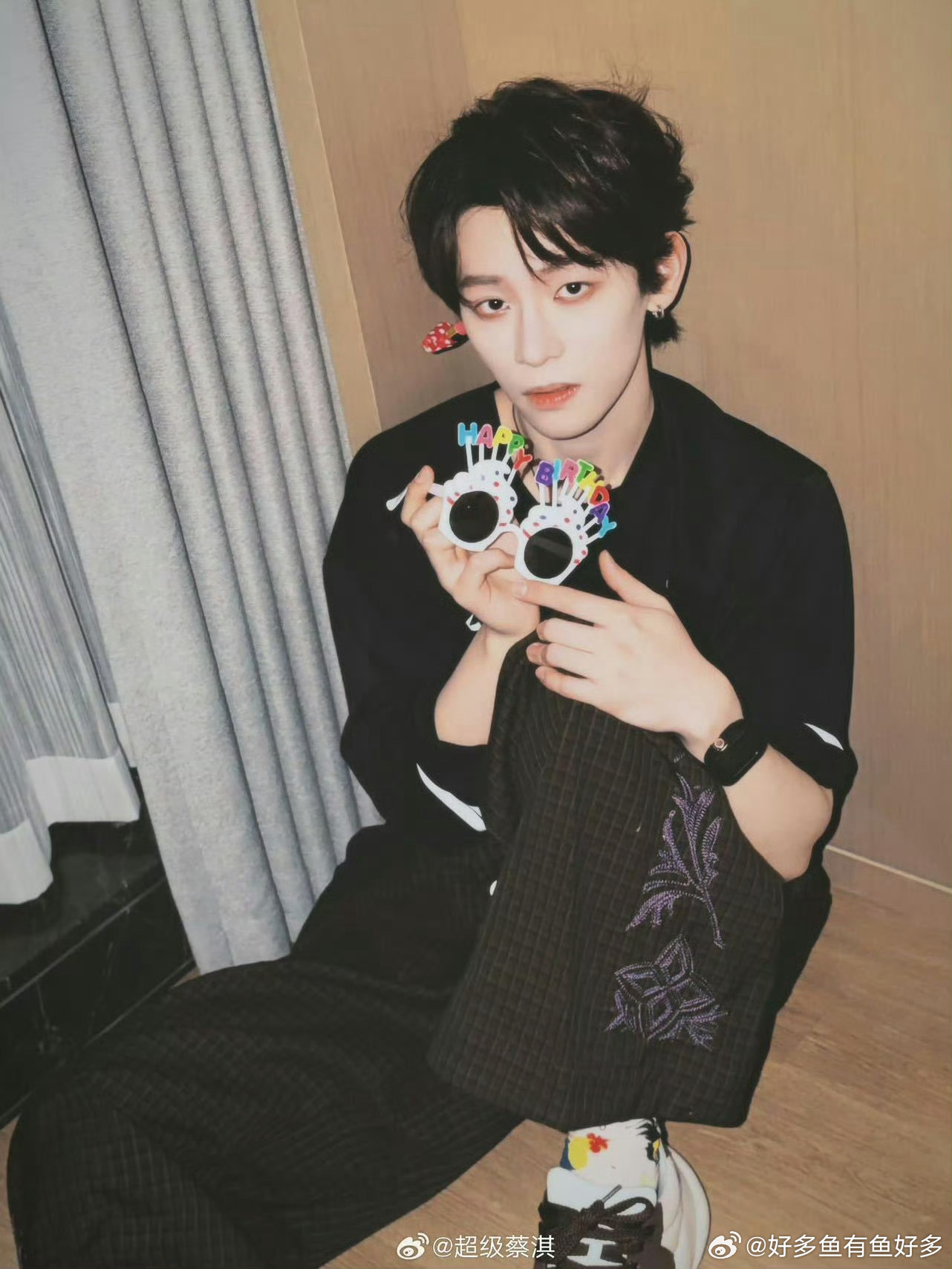 500场音乐剧小王子来给内娱上强度了 蔡淇一亮相，内娱舞台瞬间升温！500场音乐