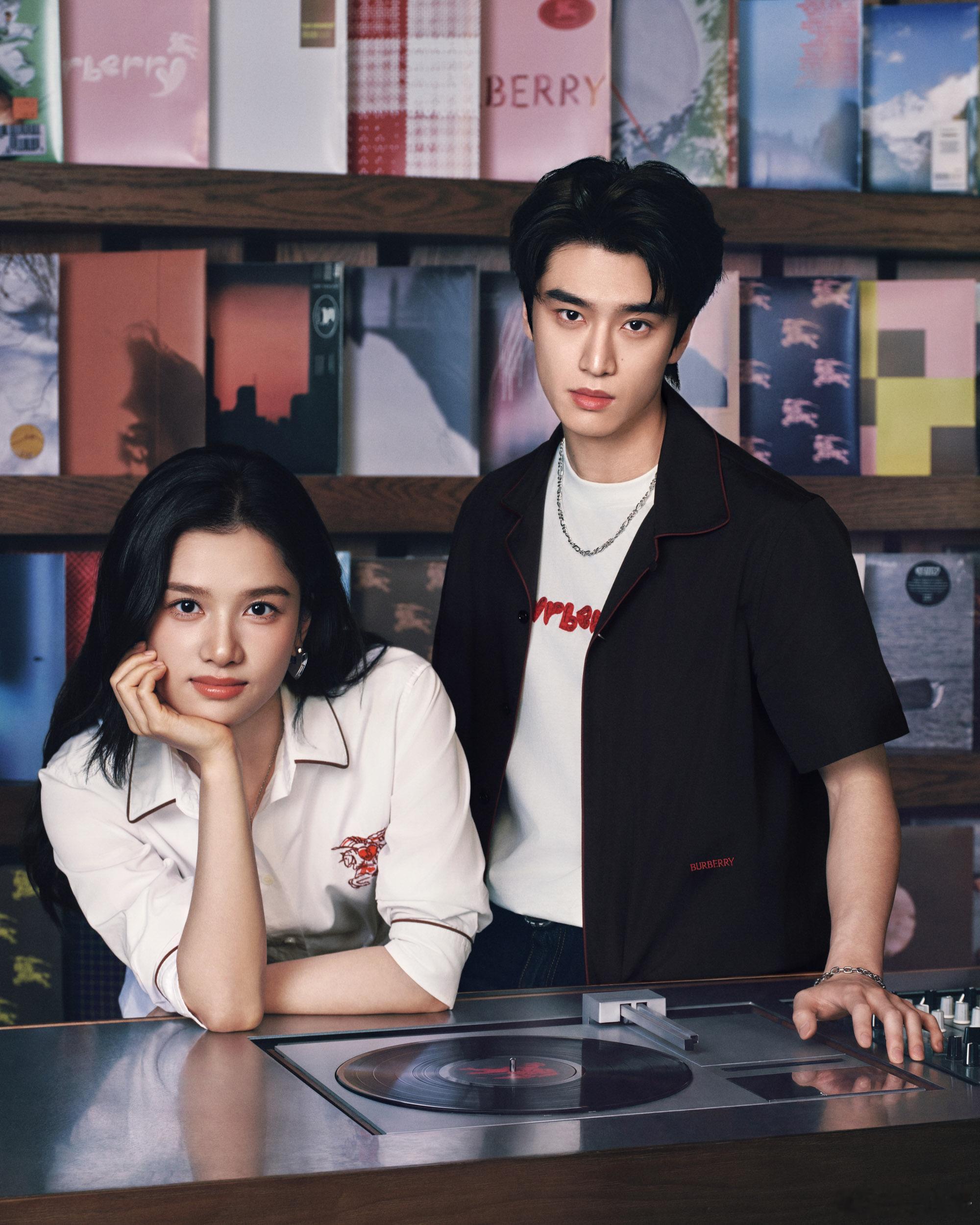 张婧仪 & 张康乐联袂出演 Burberry 2026 七夕佳节大片：《心动，无