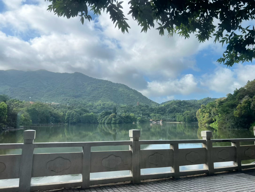 40天三伏天开启入伏后越来越热，人也容易急躁。现在一些人的戾气很重，千万不要和人