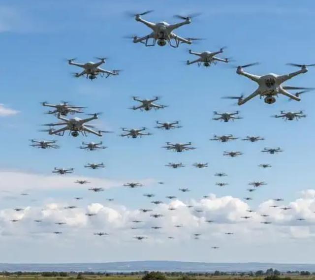 无人机真是中国领先吗？为何战场上被打下的，全都是中国无人机，而外国无人机就很少被