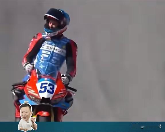 曾经的鬼火少年，后来造出了冠军机器。
最近的世界超级摩托车锦标赛（WSBK）葡萄