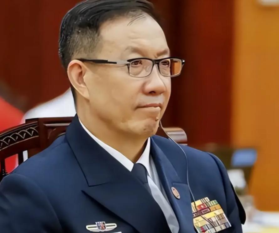 台湾的天彻底塌了。

7月31日，国防部直接放话：谁搞台独，谁找外人来帮忙打仗，