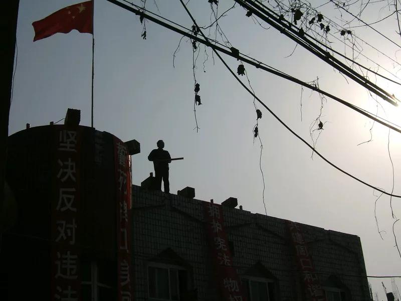连日来，河南省多地开展涉台教育活动，让大家意识到维护国家统一的责任。例如周口市举